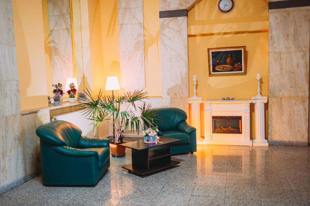 Motel Piatra Corbului 比卡兹 外观 照片