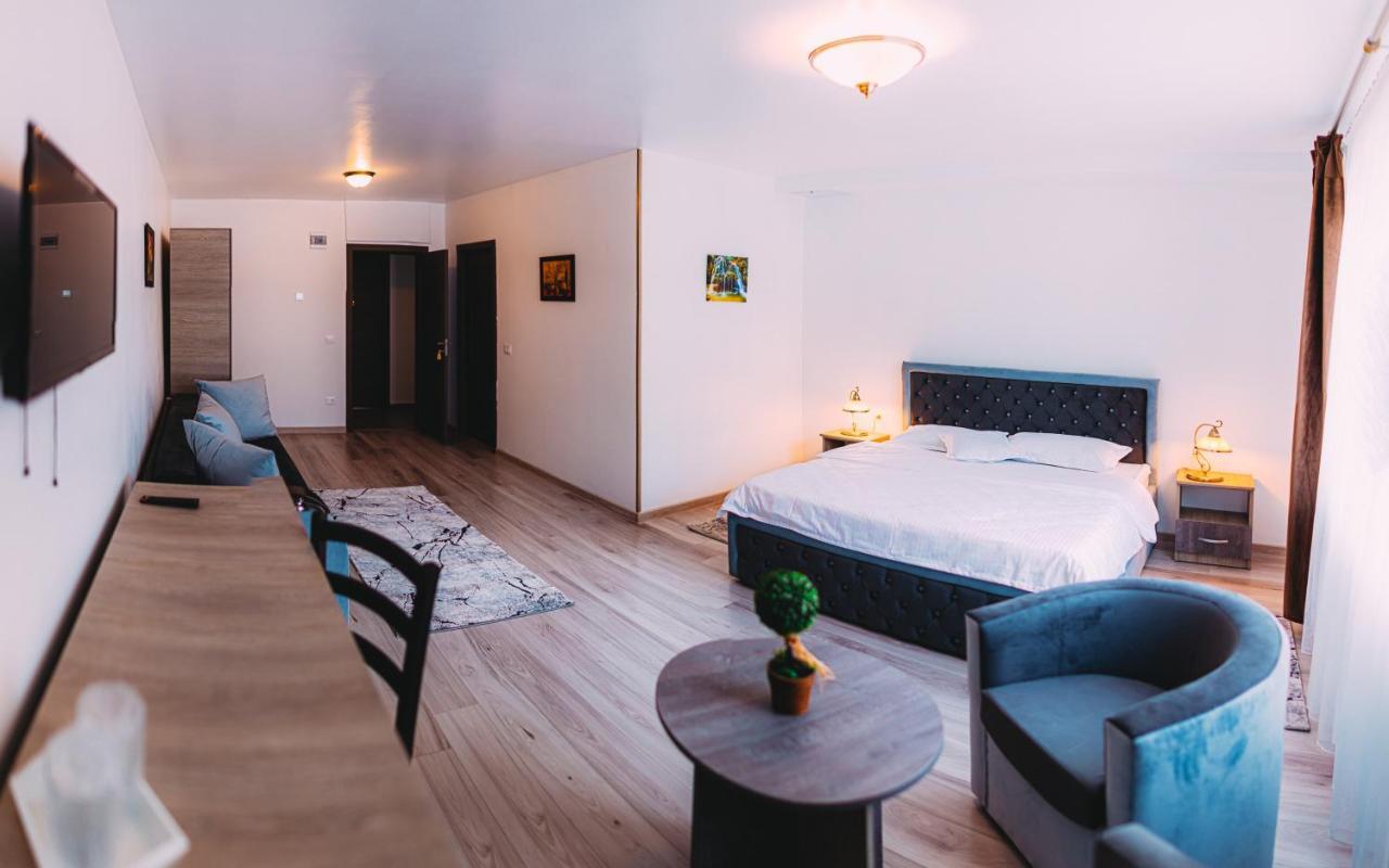 Motel Piatra Corbului 比卡兹 外观 照片