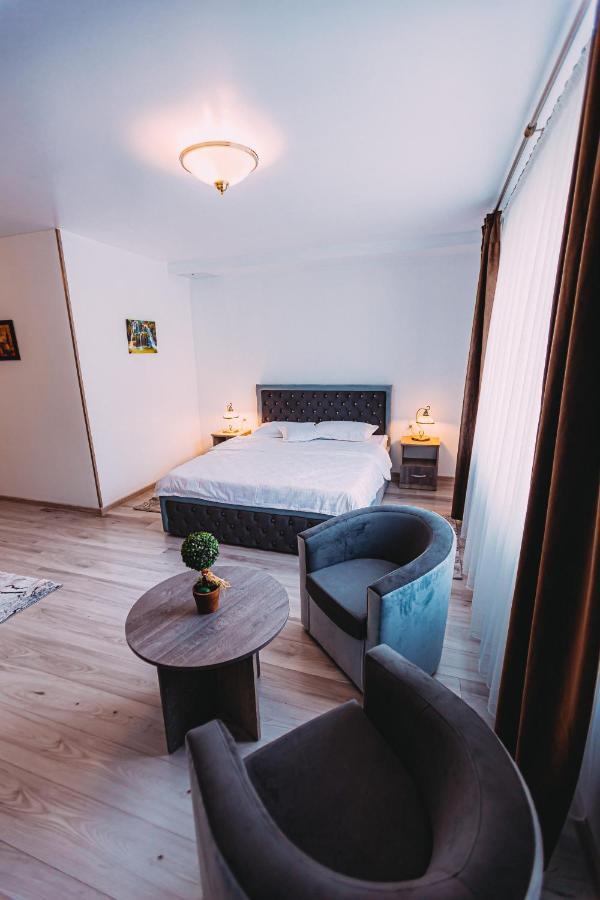 Motel Piatra Corbului 比卡兹 外观 照片
